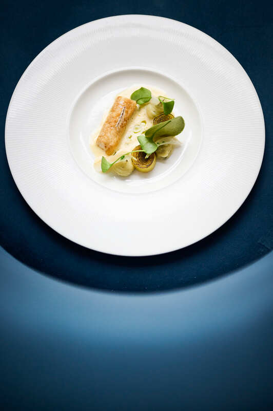 Food photography for Wijnrestaurant Mes Amis on blue background